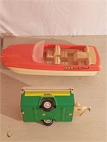 2 Toys-Plastic Boat & Tonka Tin Camper Trailer