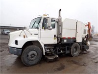 2000 Freightliner ATH S/A Sweeper Truck 1FV6HJAA3Y