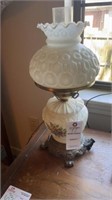 VINTAGE GONE WITH THE WIND STYLE LAMP