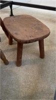 COLLECTION OF 5 FOOT STOOLS & MILKING STOOLS