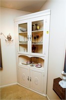 Corner Cabinet with Top and Bottom Doored Cabinets