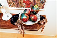 Decorative Colored Glass Balls in Decorative Glass