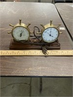 Barometer clock