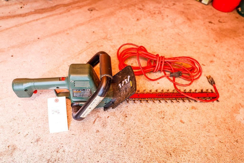 Black and Decker Hedge Hog Hedge Trimmer and