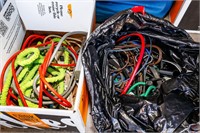 Bag of Bungie Cords and Assorted Straps, Garden