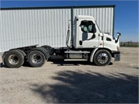 2010 Freightliner Cascadia Day Cab Truck,