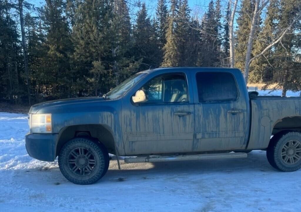 GMC SILVERADO 1500 PICKUP