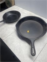 12" Wagner cast-iron fry pan, and 9"