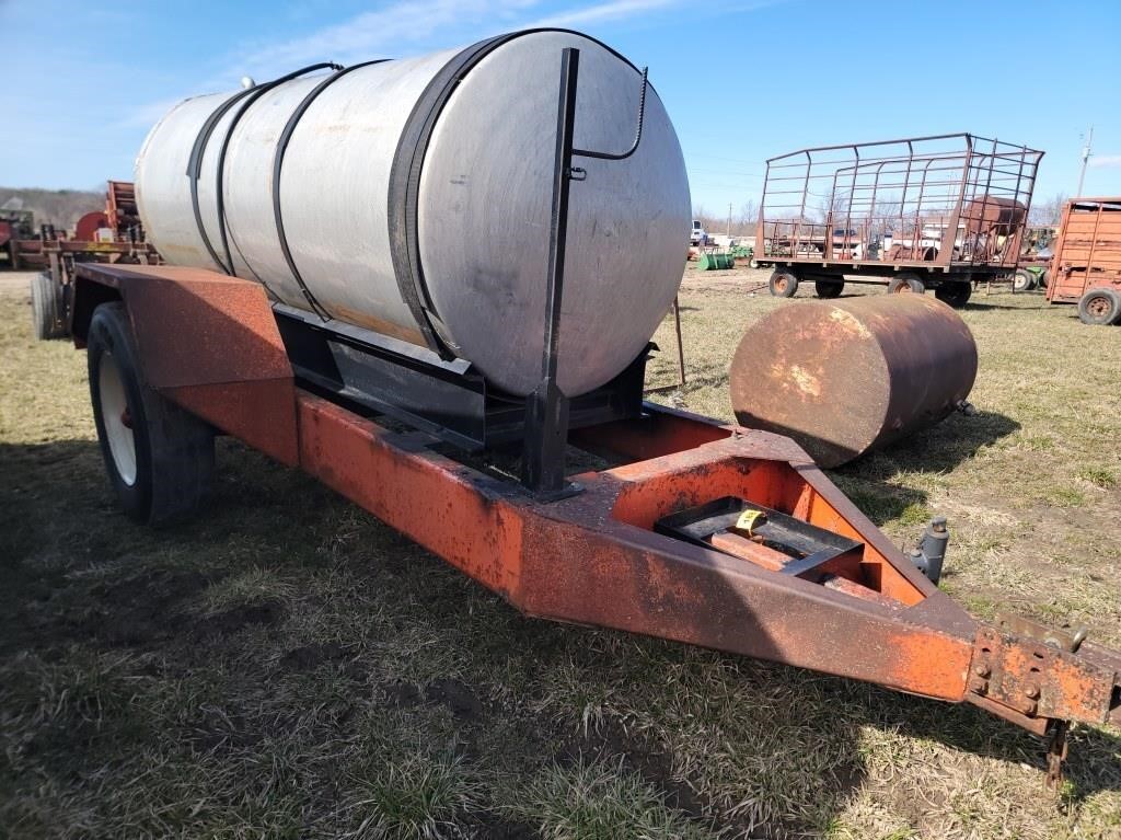 1000 gallon liquid tender