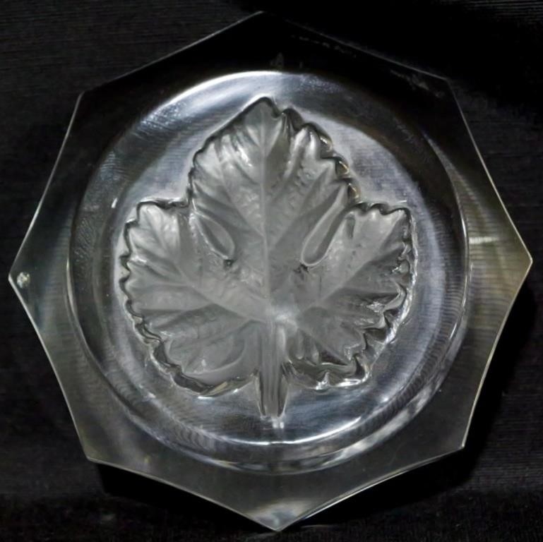 Lalique crystal leaf paperweight, 4"