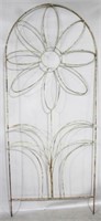 Metal garden trellis, 71 x 28.5