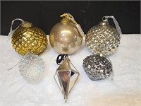 Asst Christmas glass ornaments