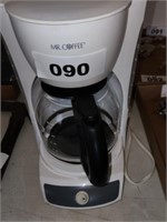 MR COFFEE AUTO MATIC DRIP COFFEE MAKER