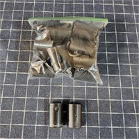 S1 40Pc Metro Shelving Lock clips Plastic