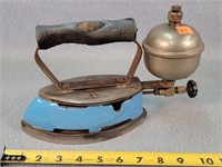 Antique Coleman 7" Gas Iron