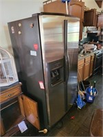 Kenmore Elite Frigidaire stainless did not try