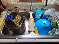 Kitchen Gadgets in sink