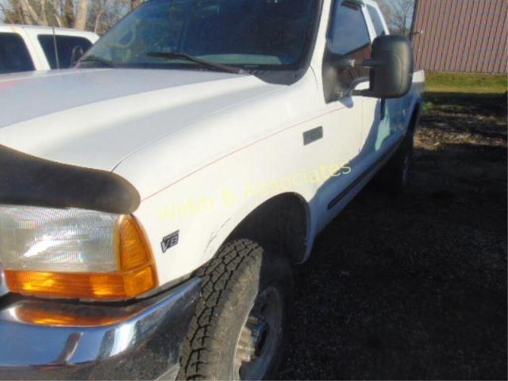 1999 Ford F250 Super Duty, 4WD, 353,300 miles,