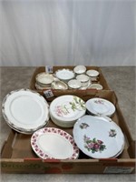 Illinois China Co. dishware and variety of plates