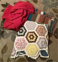 Grandmother's Flower Garden quilt and blankets
