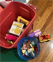 Tote with lid full of small toys