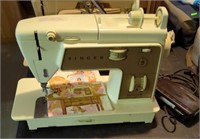 Singer Touch & Sew sewing machine