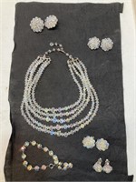 Vintage crystal beads