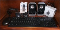 Dell Keyboard Mouse Google Chromecast Speakers Lot
