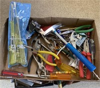 PLIERS HAMMER SCREWDRIVER AND MORE