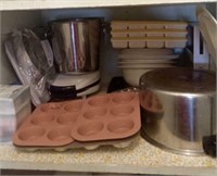 MUFFIN PANS AND MORE COOKWARE