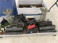 LIONEL 8615 ENGINE, NEW YORK CENTRAL TRAIN CARS