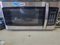 Hamilton Beach microwave- untested and missing