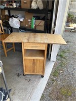 2 Side Fold Out Table/ Butcher Block Garage 
on