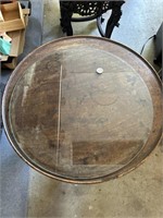 Round Side Table Garage
With Glass Top