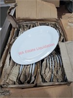 32 oval plates