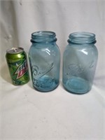 2 Blue Ball L Half Loop Quart Jars #1, 4