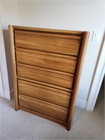 5 Drawer Chest of Drawers 
51×36×18.5