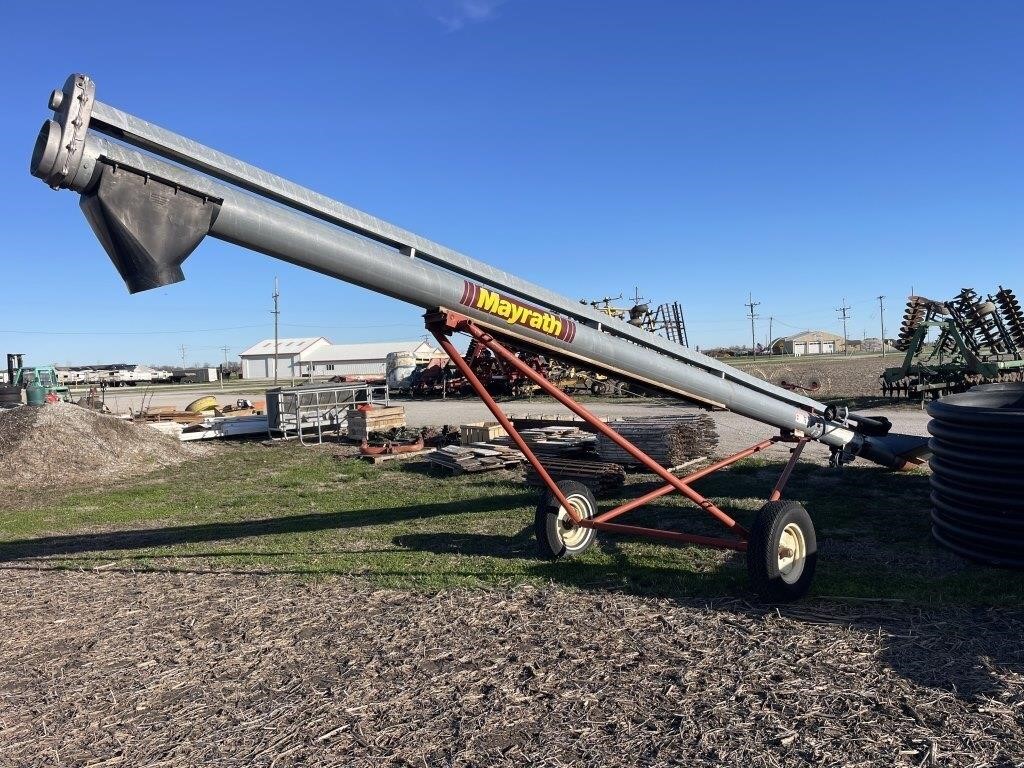 Mayrath 10x31 Auger with Hopper