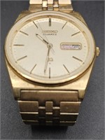 Men's Seiko watch. Been in box for years & no