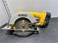 Cordless dewalt circular saw