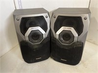 2 Super woofer speakers