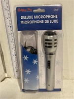 Deluxe microphone