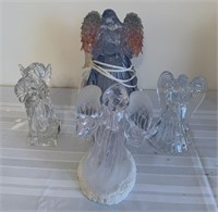 Lot of 4 angel figurines