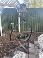 cast iron bell/cast iron cauldron yard decoration