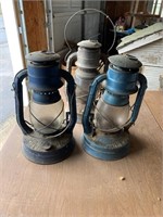 3 Dietz kerosene lanterns