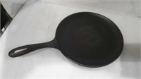 Victoria cast iron crepe pan