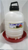 8 gallon poultry water fountain