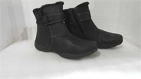 Clarks used Ladies' winter boots