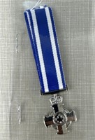 Canadian Meritorious Service Cross Miniature Medal