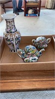 Lot of Asian pottery